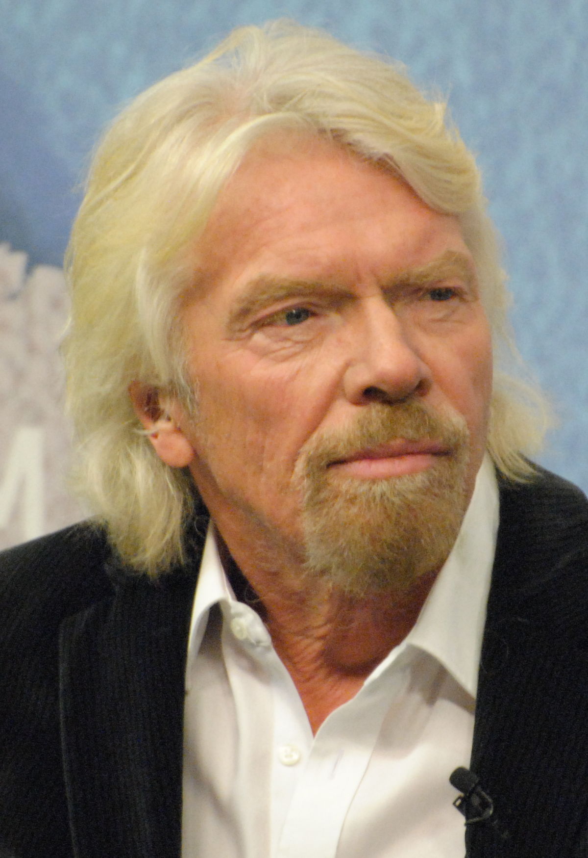 Richard Branson là ai? Tổng quan về tiểu sử, sự nghiệp và triết lý lãnh đạo nổi bật