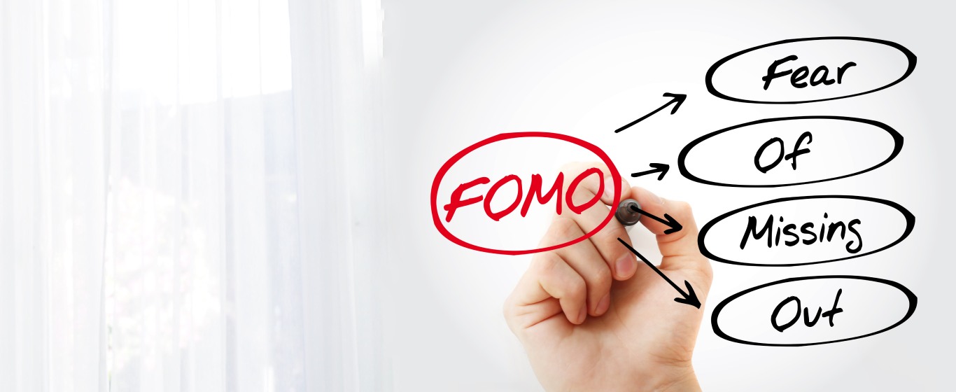 Sự phát triển của FOMO trong xã hội hiện đại