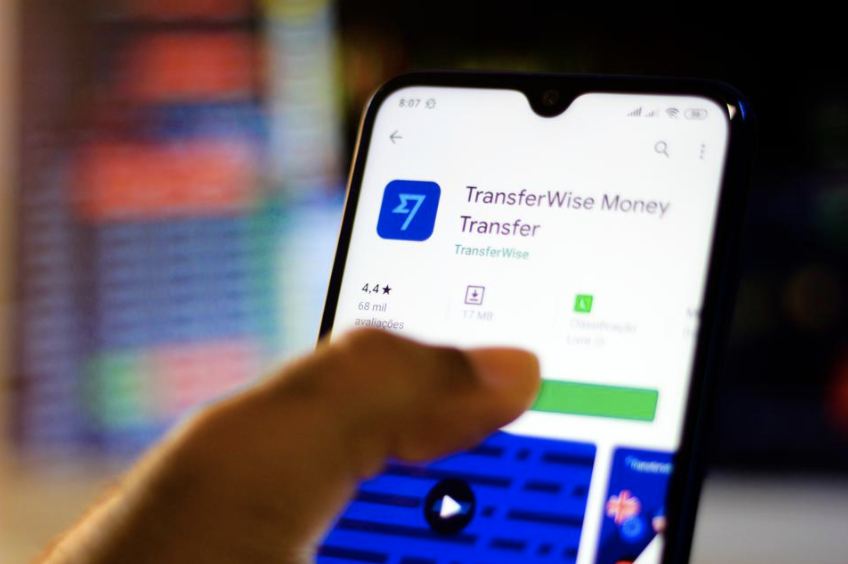 Tìm hiểu TransferWise là gì và lợi ích khi sử dụng dịch vụ chuyển tiền quốc tế